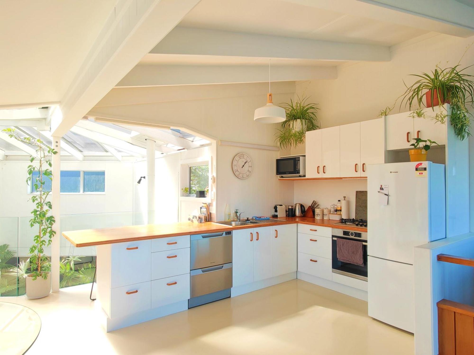 Delight In Birch-Lake View Holiday Home Taupo Exterior photo